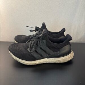 Adidas Women’s Black Ultraboost Sneakers Size‎ 9
